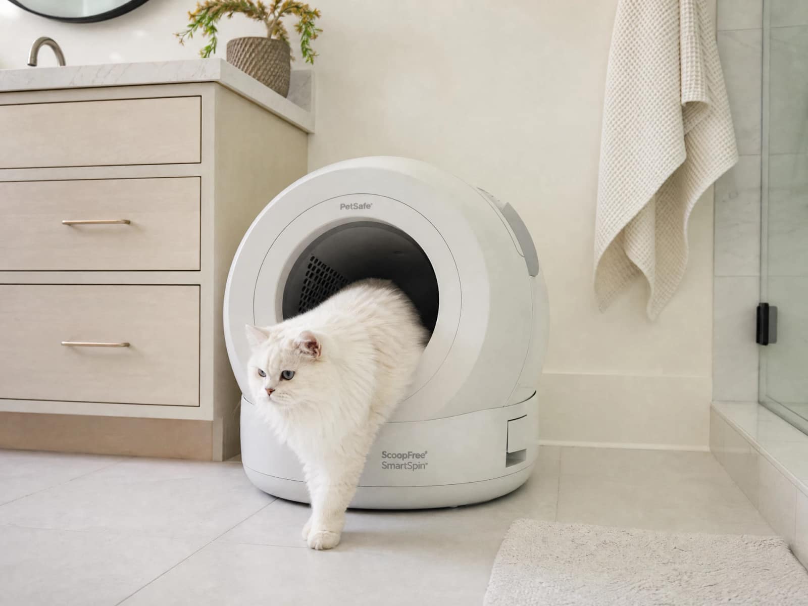 PetSafe ScoopFree SmartSpin Self-Cleaning Litter Box